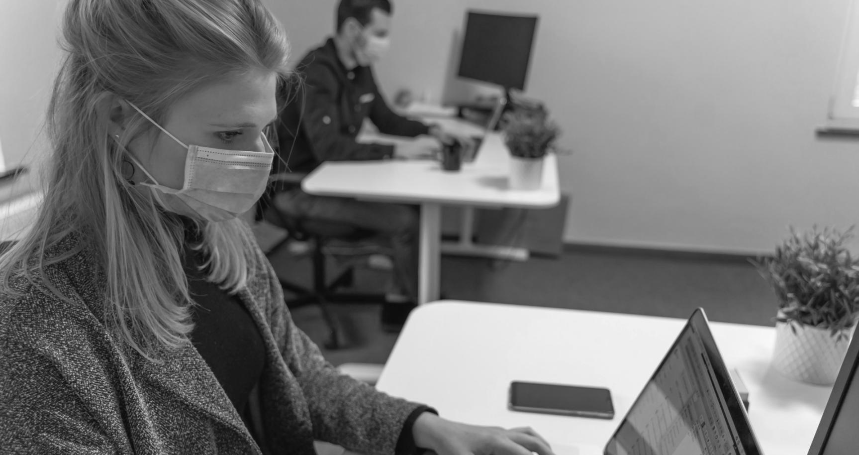 Remote-Arbeitsplatz eines Dorellisphiq-Teammitglieds